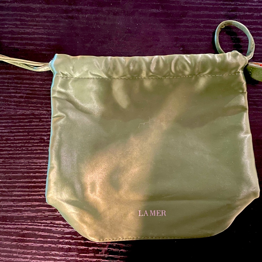 La Mer Gold Makeup Pouch